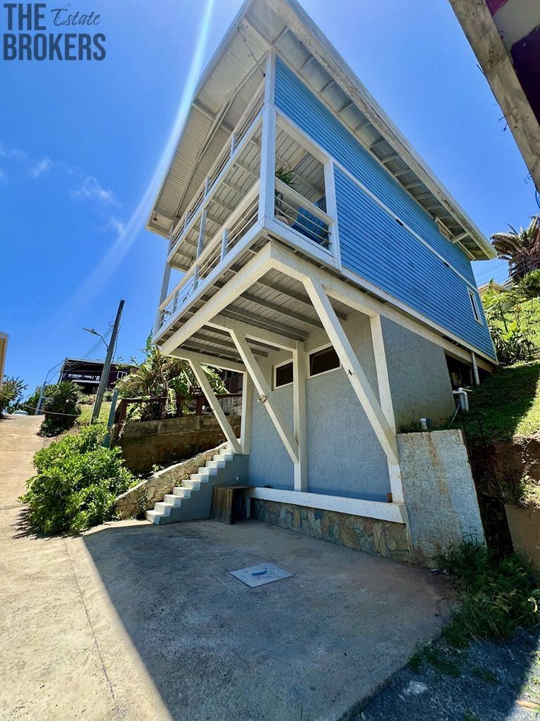 Prodej rodinný dům - 987 66, Zahraničí