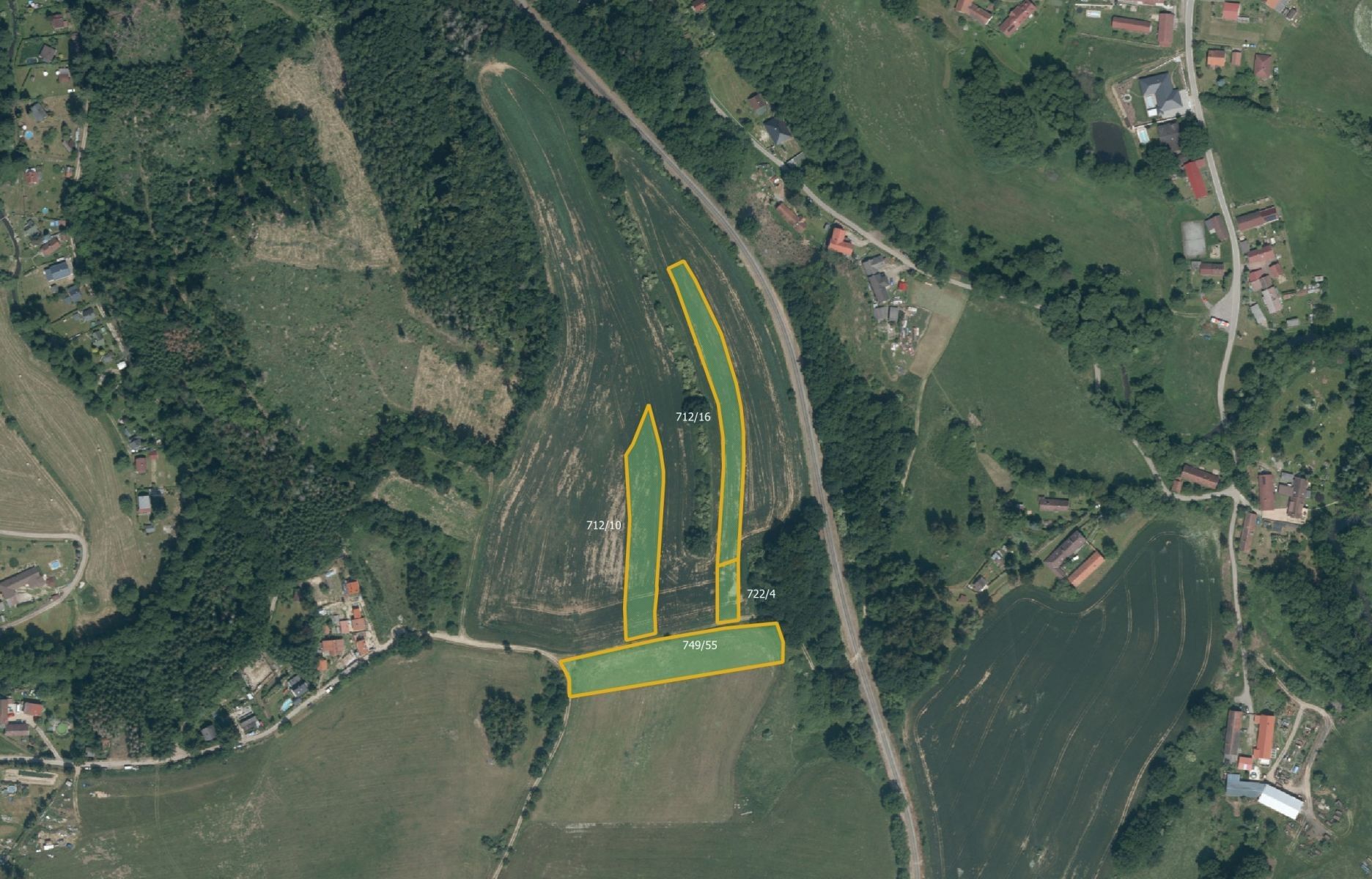 Zemědělský pozemek, 13 942 m²
