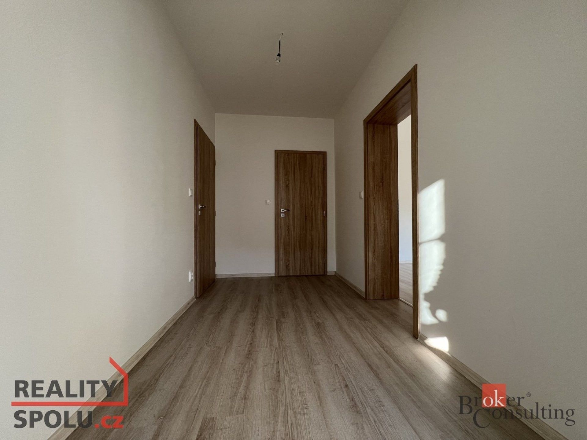 Pronájem byt 2+kk - Kamenná 3025, Ostrava, 51 m²