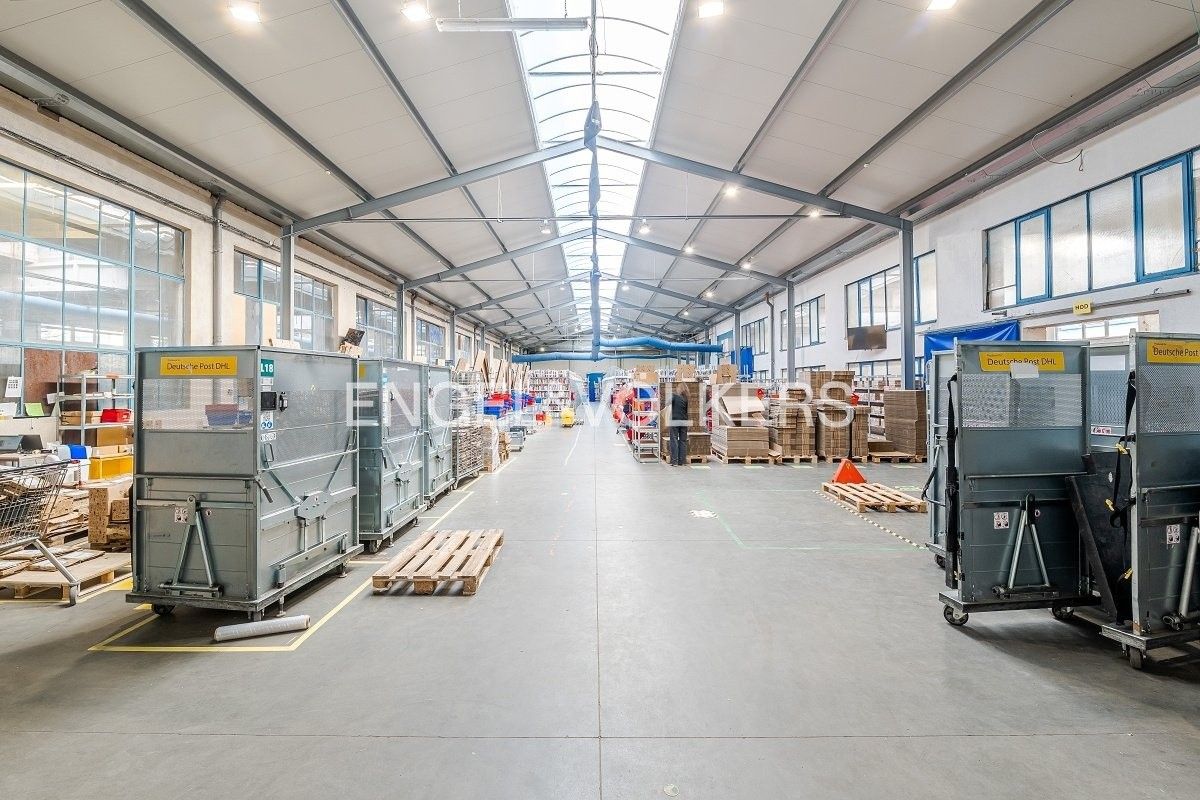 Výrobní prostory · 3 360 m² · U továren 770, Praha Hostivař - 4