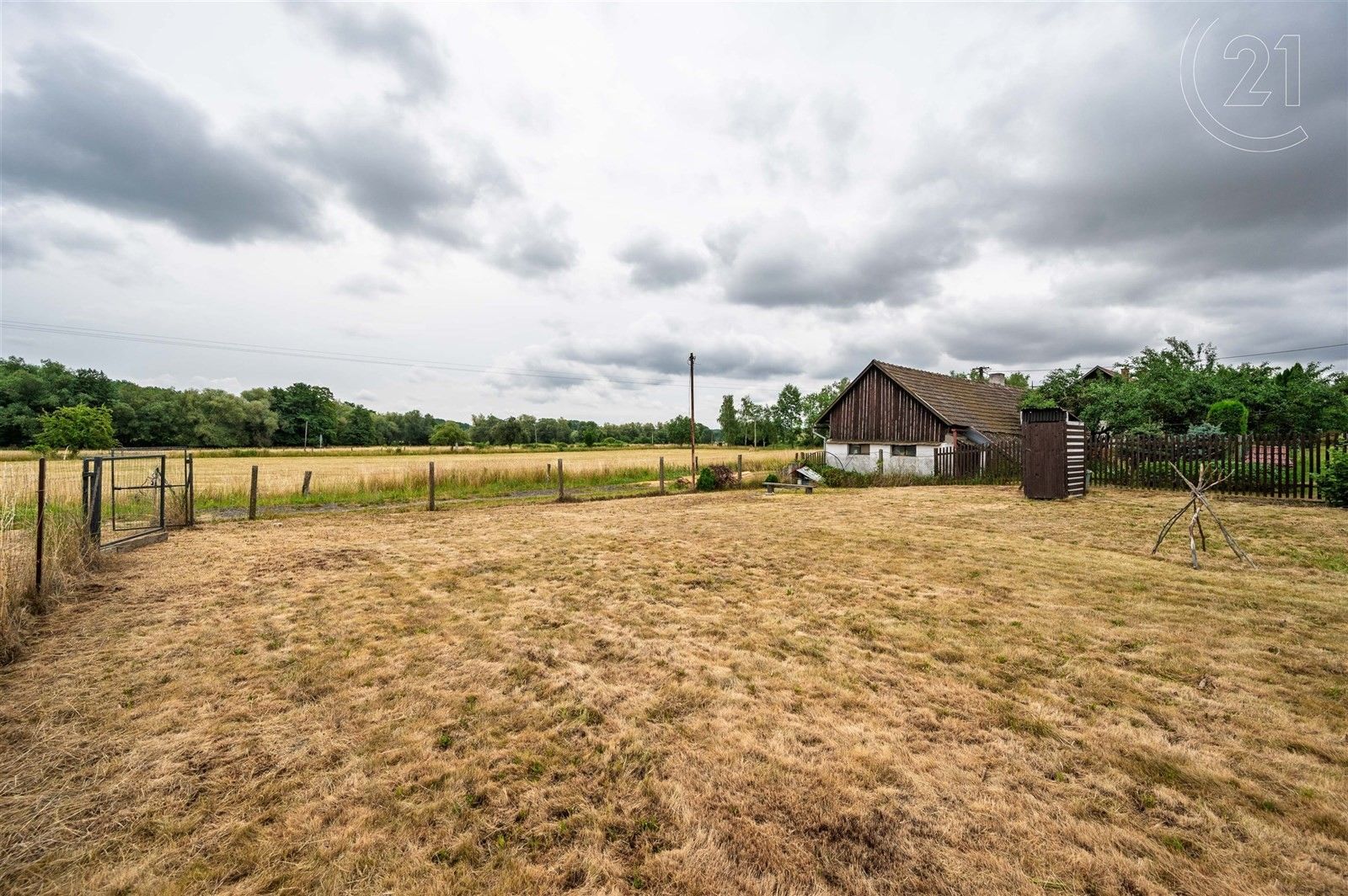 Prodej pozemek pro bydlení - Hasina, Rožďalovice