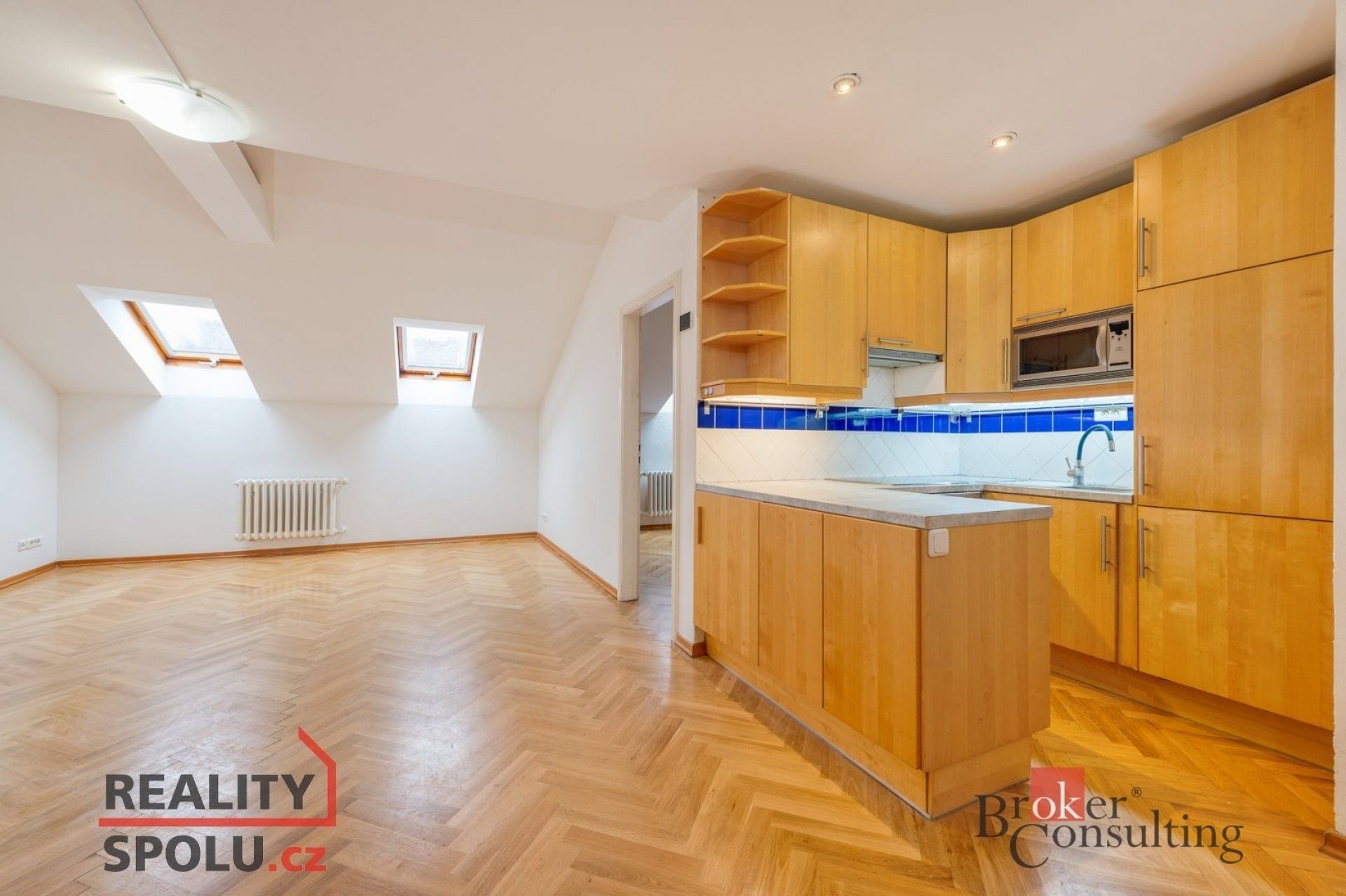 Pronájem byt 2+kk - Neklanova, Praha, 52 m²