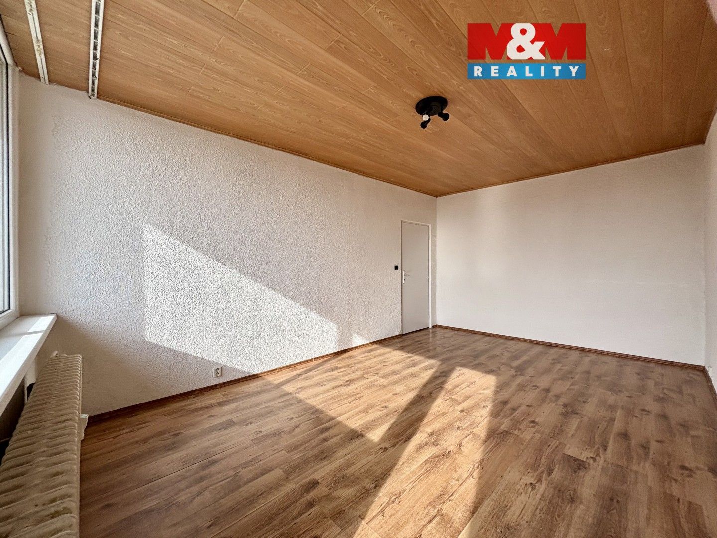 2+1, Dřínovská, Chomutov, 61 m²