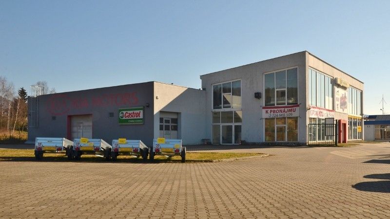 Pronájem obchodní prostory - Lipová 828, Nový Bor, 800 m²