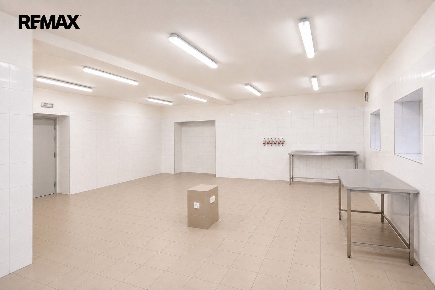 Obchodní prostory, Sudoměřice u Tábora, okres Tábor, Jihočeský kraj, 275 m² - 2