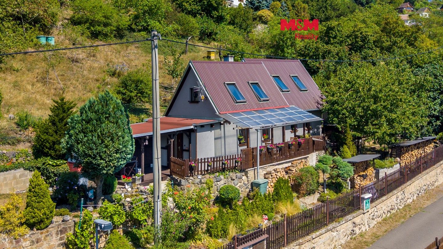 Rodinné domy, Dolní Zálezly, 67 m²