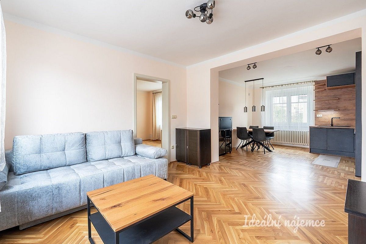 Byt 3+kk · 78 m² · Praha - Zbraslav, okres Praha 16, Hlavní město Praha - 4