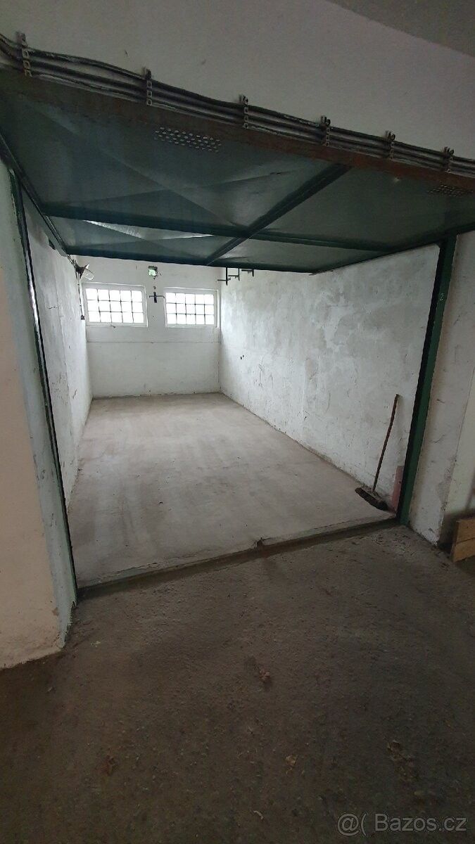 Pronájem garáž - Chrudim, 537 01