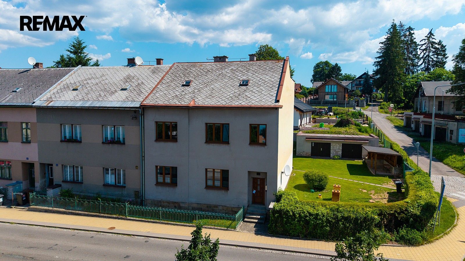 Rodinné domy, Jilemnice, okres Semily, Liberecký kraj, 306 m² - 1