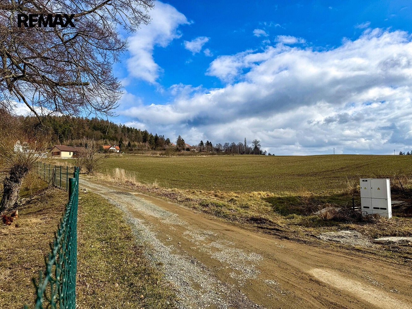 Pozemky pro bydlení, Kladruby, okres Benešov - 1