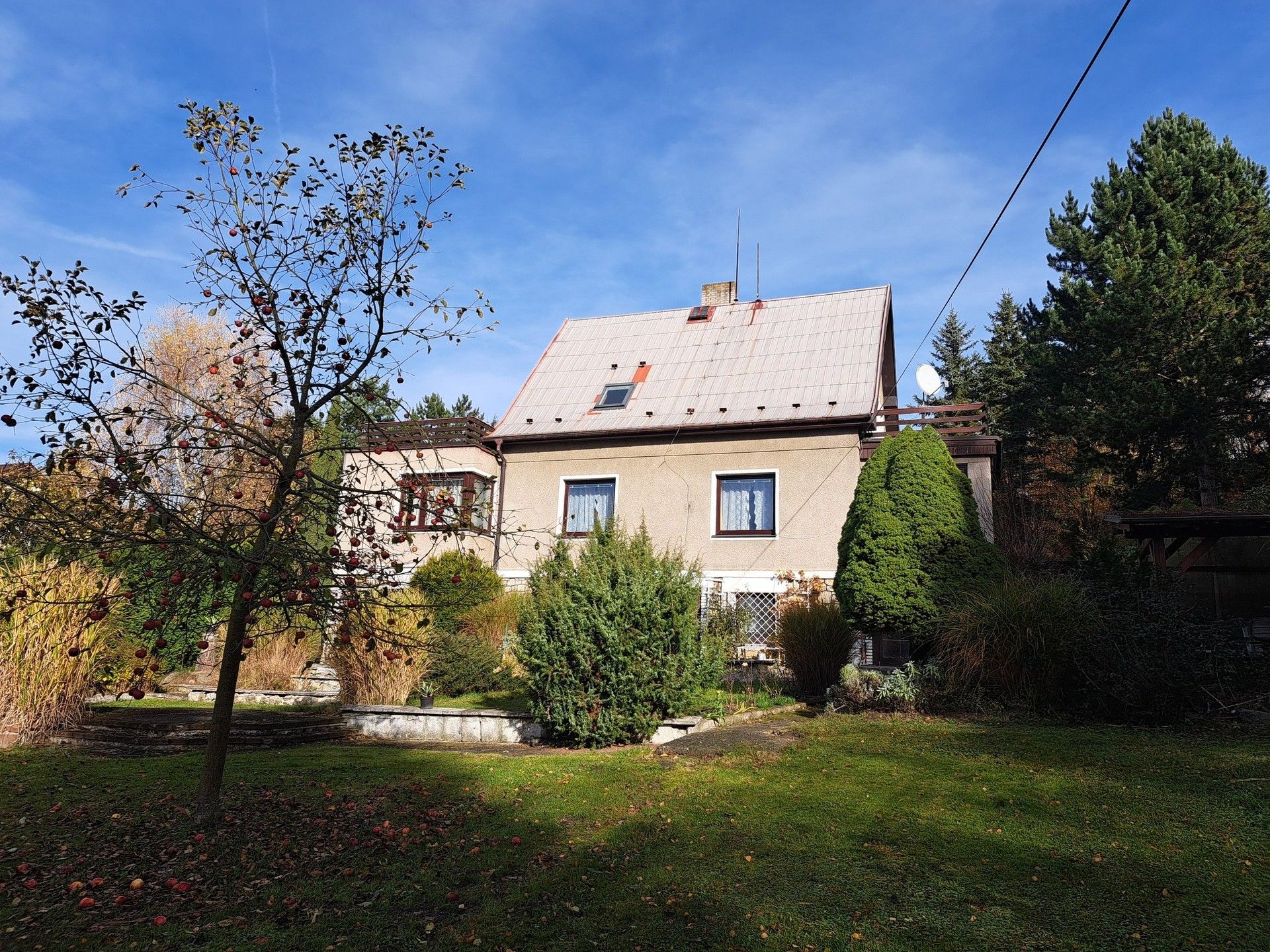 Prodej rodinný dům - Nádražní, Nové Strašecí, 350 m²