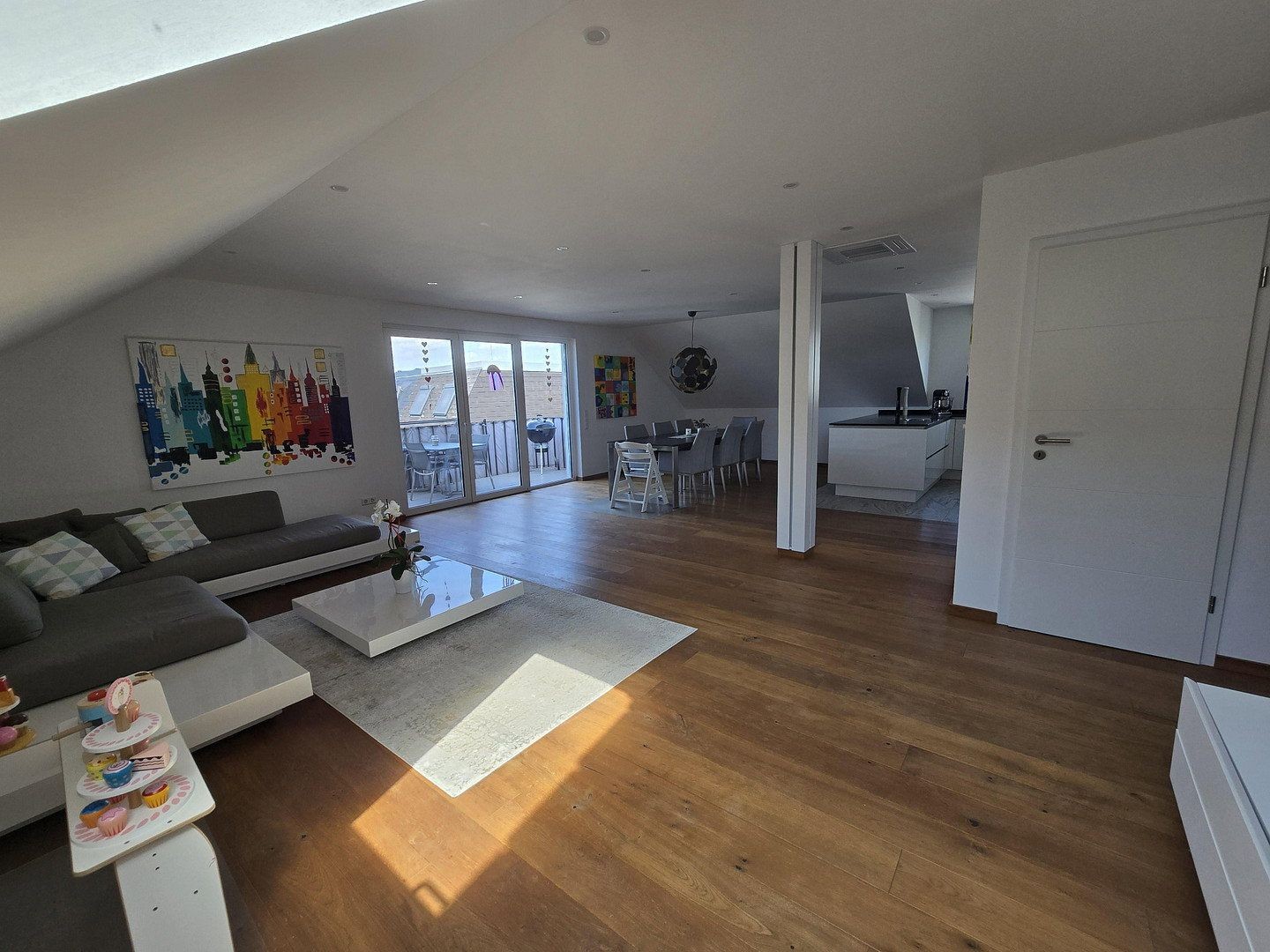 4+1, , Bádensko-Württembersko, 126 m² - 2