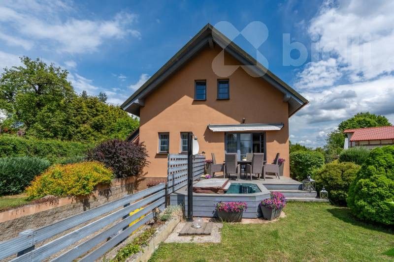 Rodinné domy, Lýková, Kamenice, 214 m²