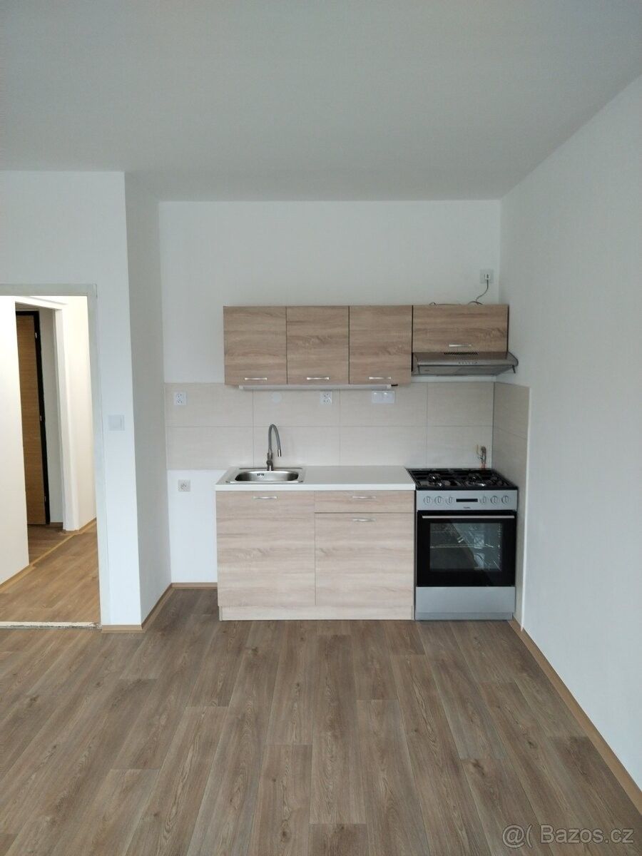 Byty, Pardubice, 530 09