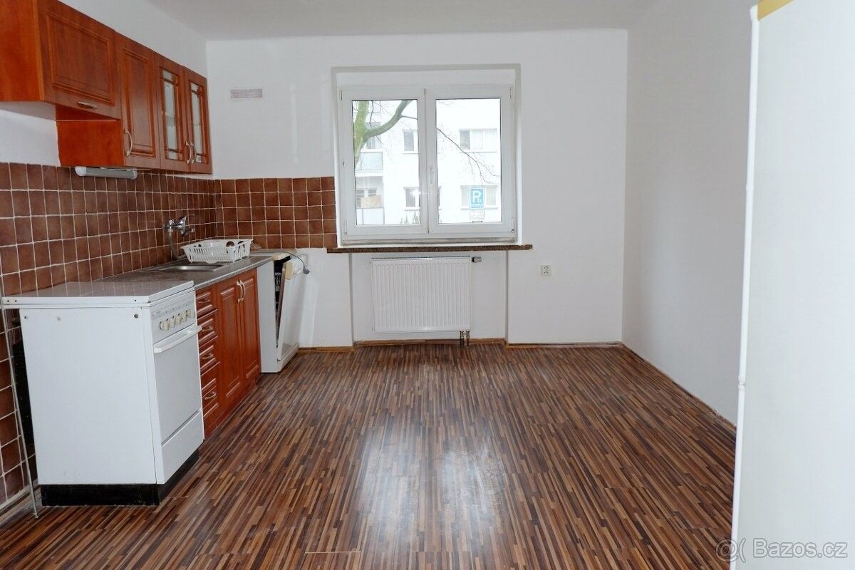 Byty, Ostrava, 700 30