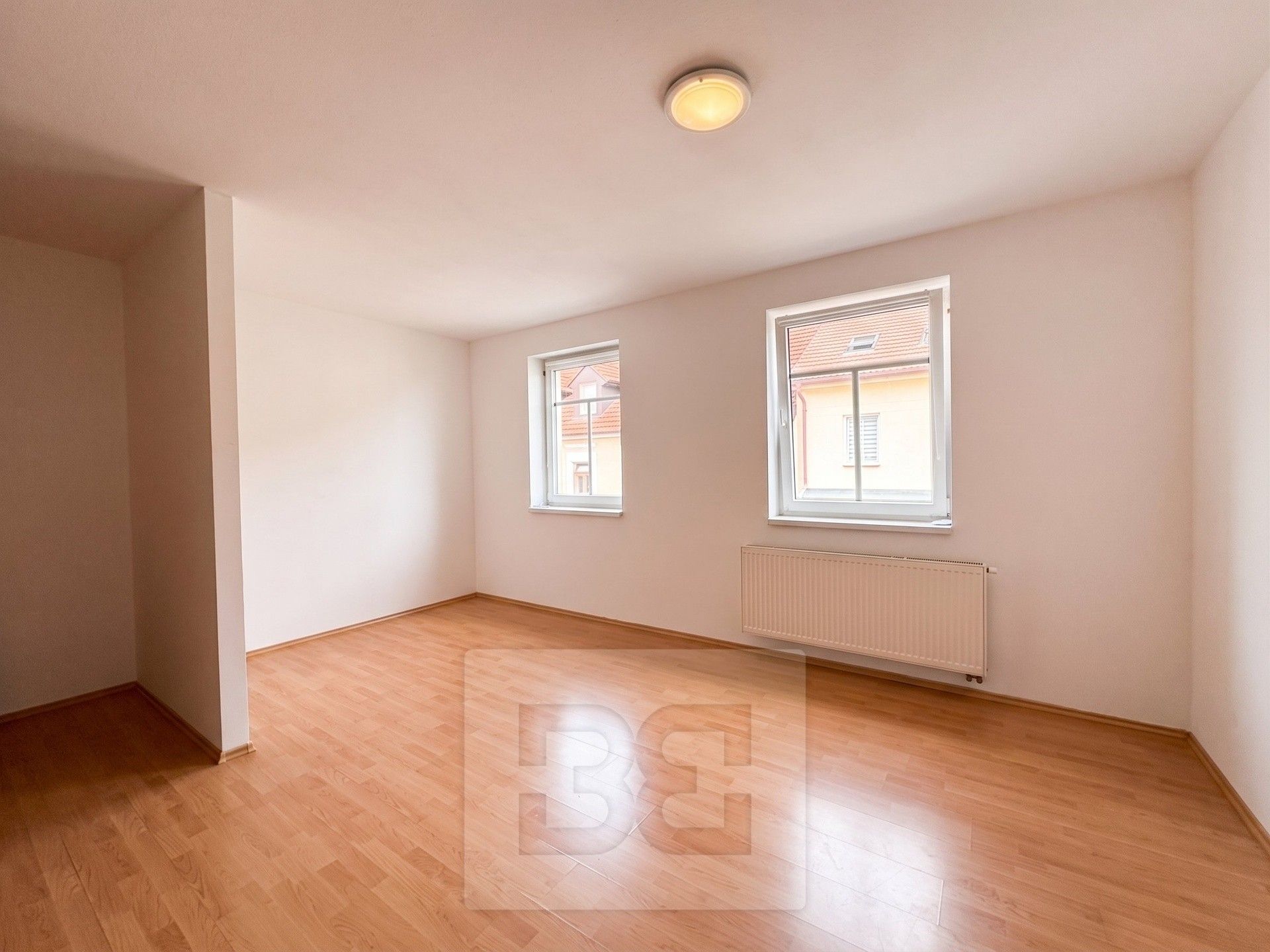 Pronájem byt 1+kk - Lipenská 1977, České Budějovice 3, 33 m² - 2