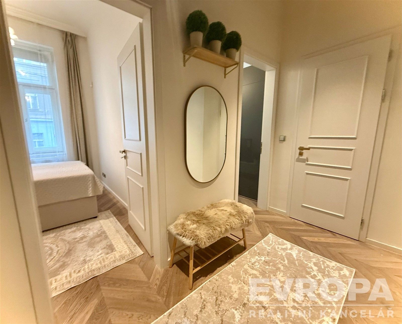 Pronájem byt 2+kk - U Zvonařky, Praha, 38 m²