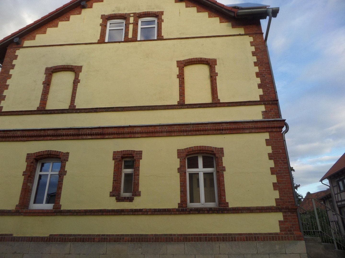 4+1, , Sasko-Anhaltsko, 100 m² - 1