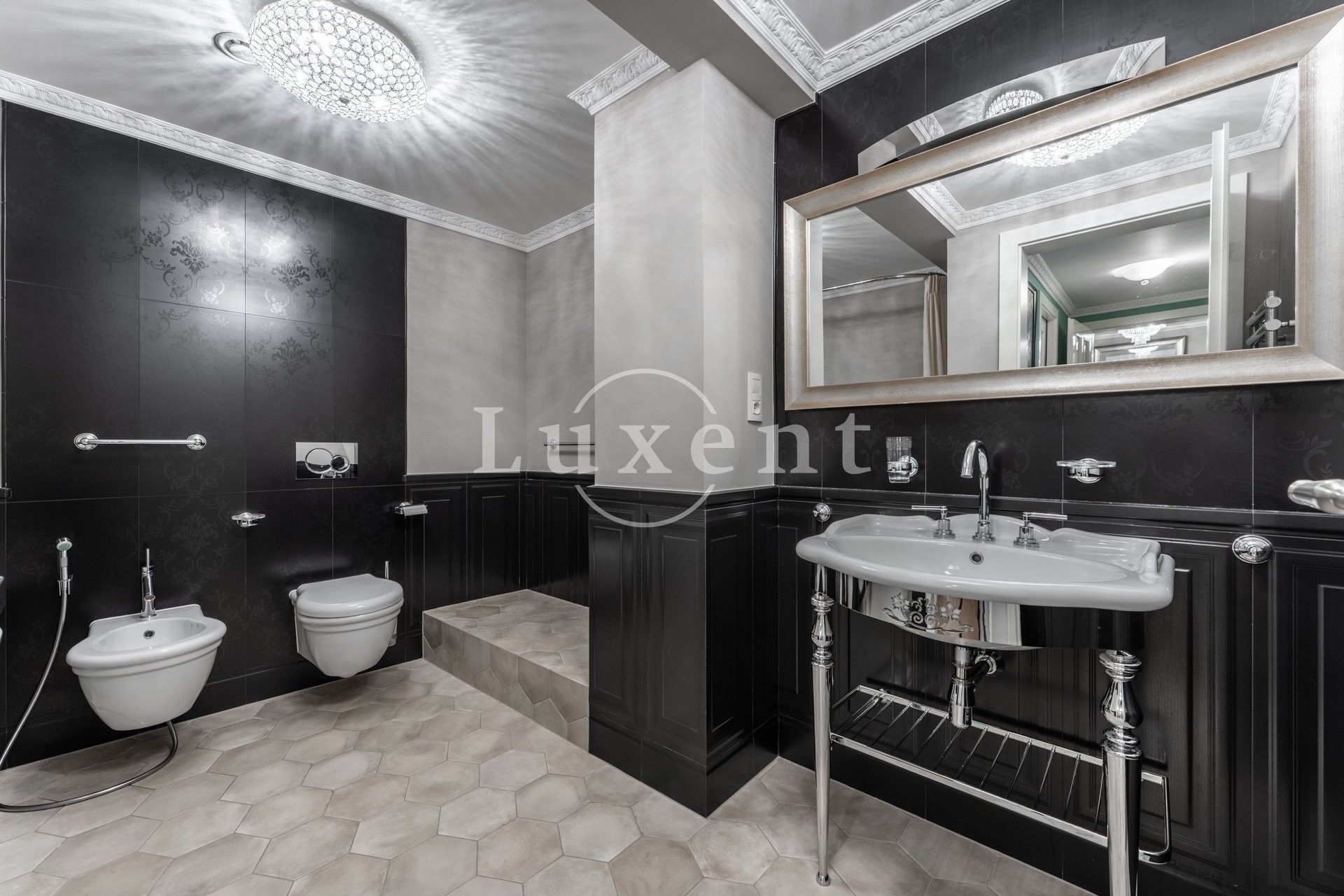 Prodej byt 4+kk - Vřídelní 83, Karlovy Vary, 162 m² - 5