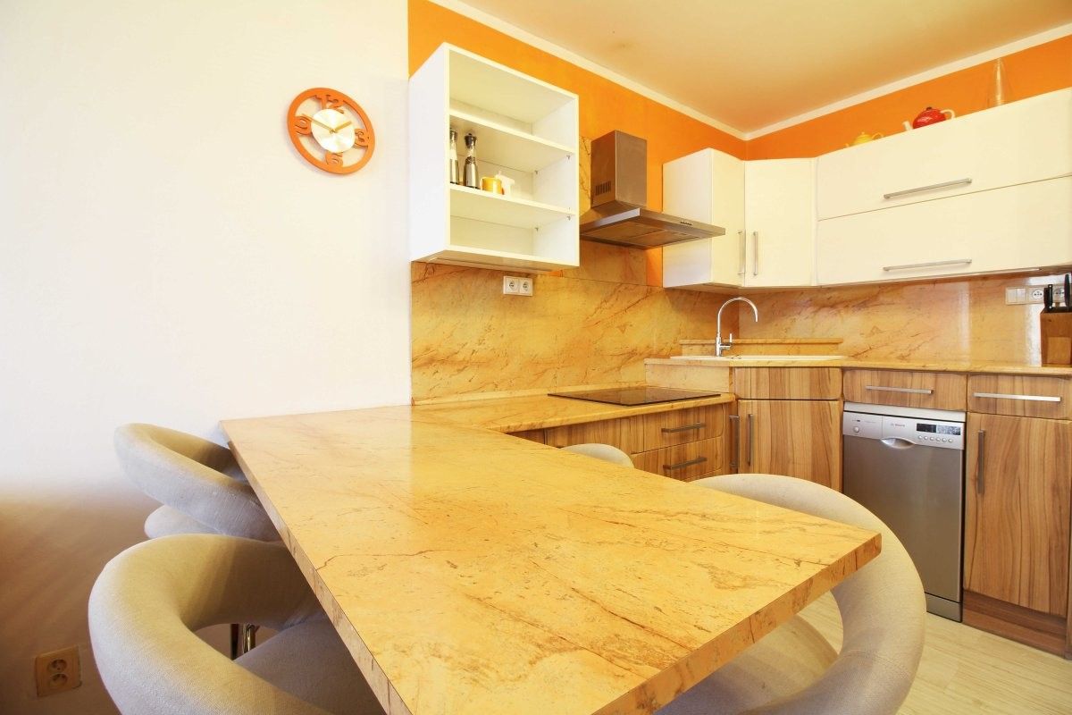 Pronájem byt 2+kk - Čajkovského, Olomouc, 54 m²