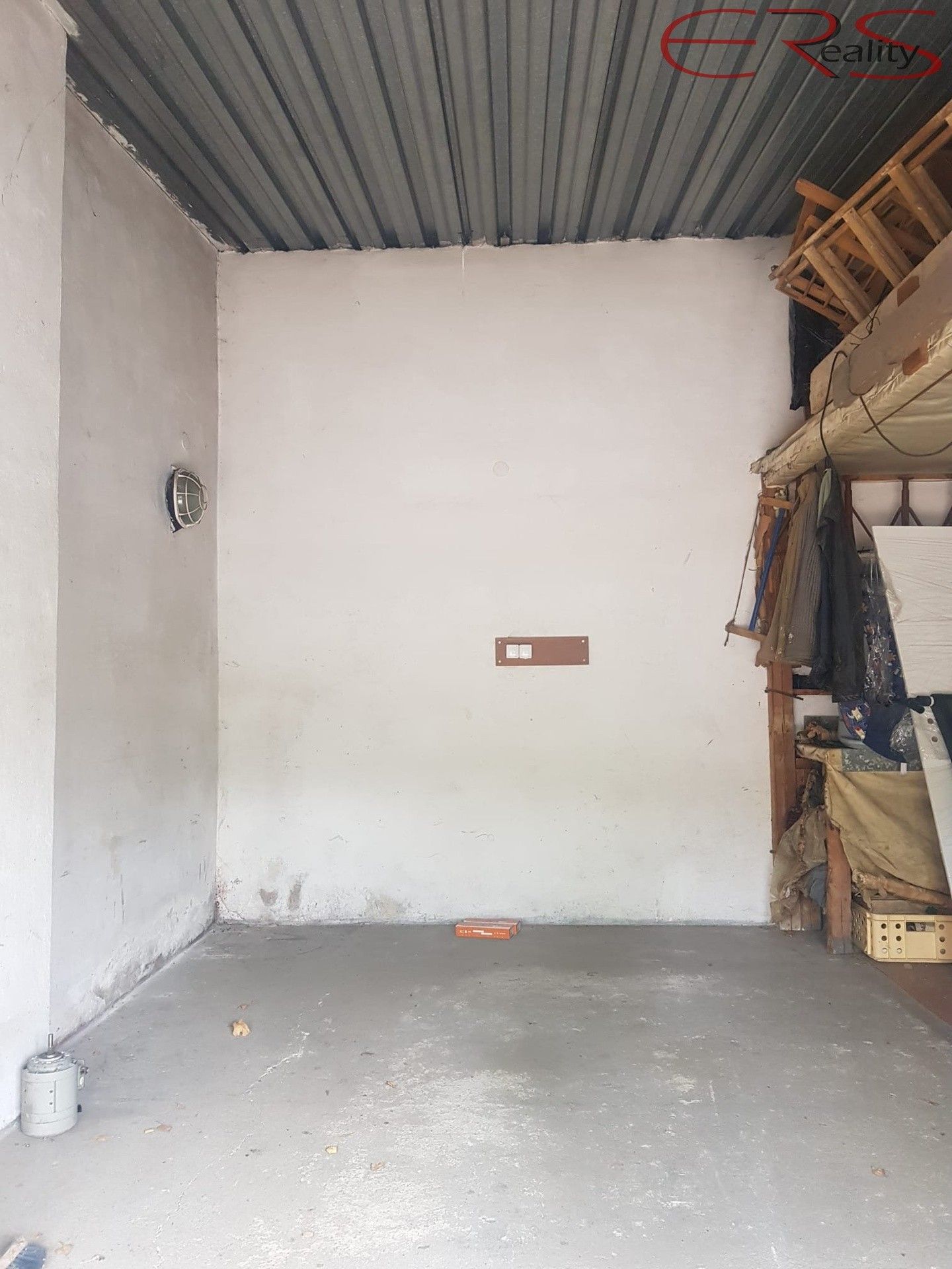 Prodej garáž - Bosenská, Liberec XI-Růžodol I, 16 m² - 5