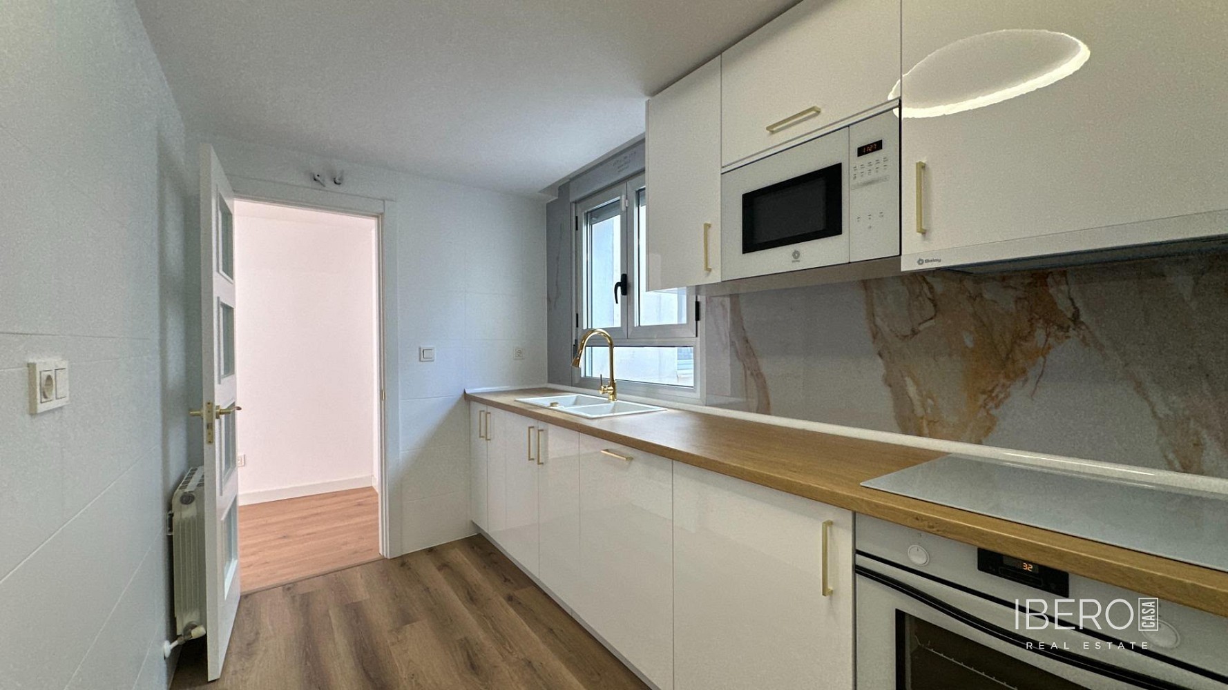 4+kk, Huesca, Španělsko, 99 m² - 2