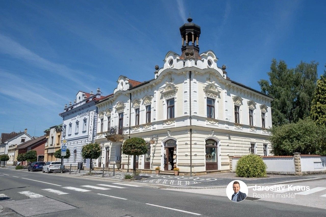 Obchodní prostory, 529 m²