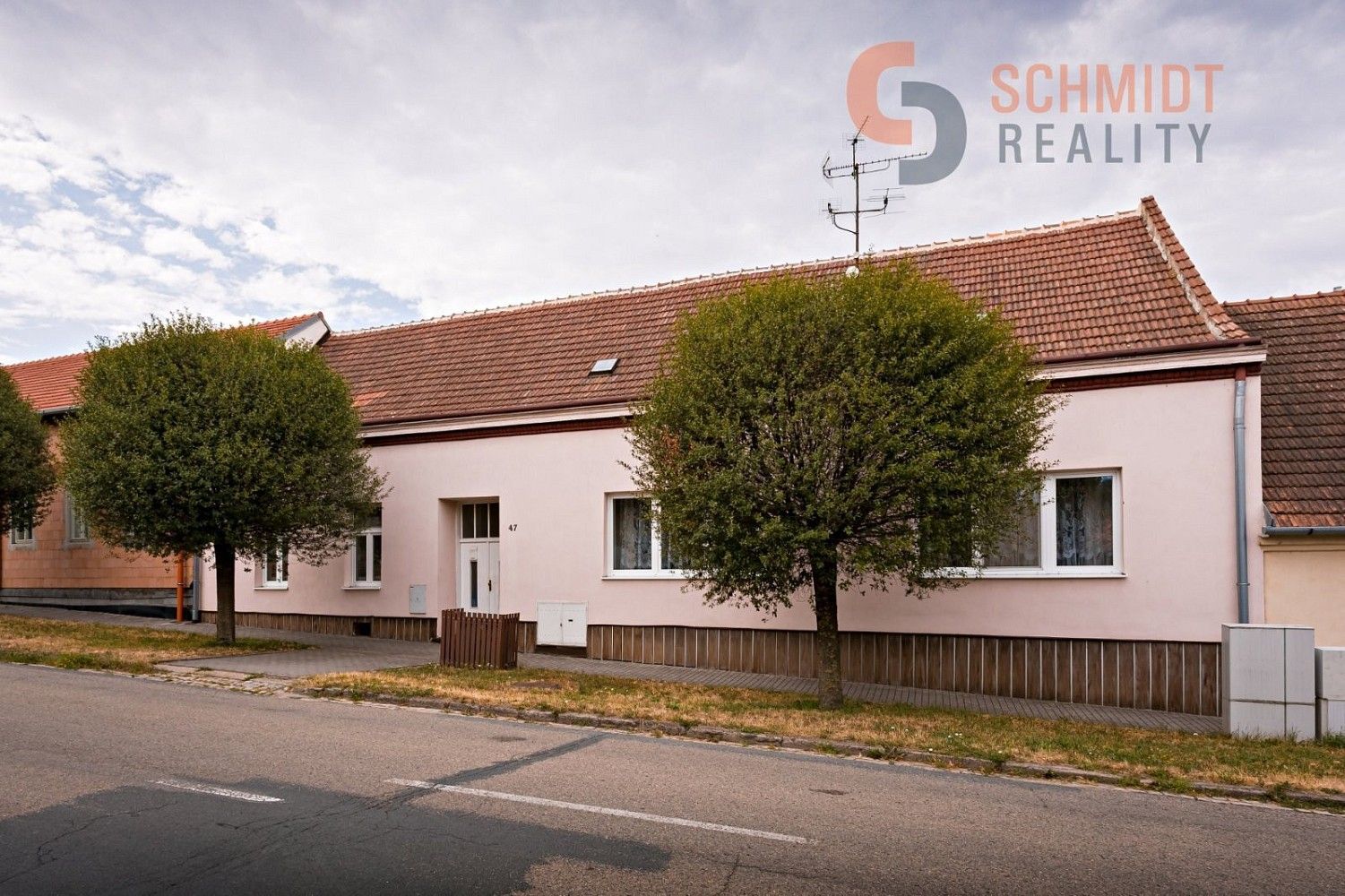 Rodinné domy, Brněnská, Mikulov, okres Břeclav, 221 m² - 1