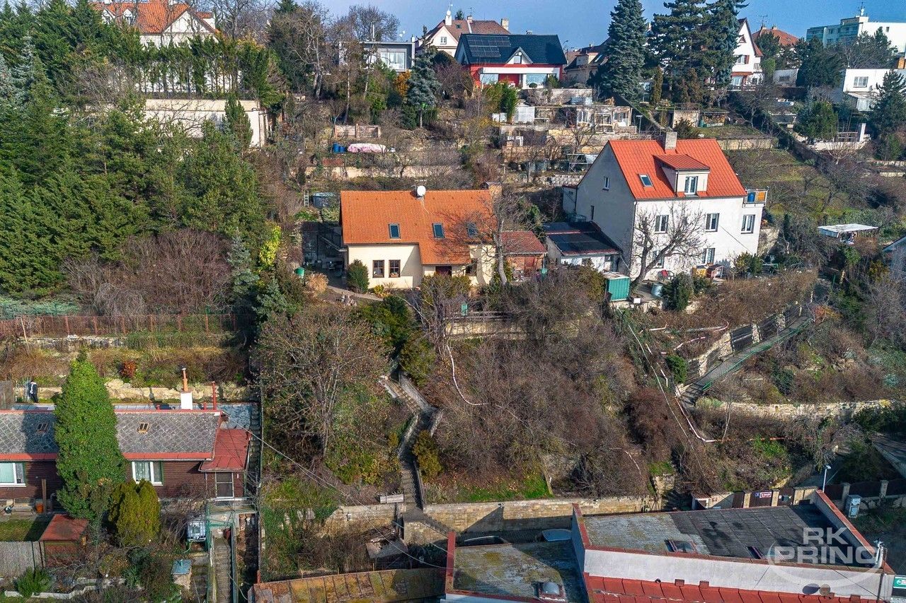 Rodinné domy, Ke skalkám, Praha, 200 m²
