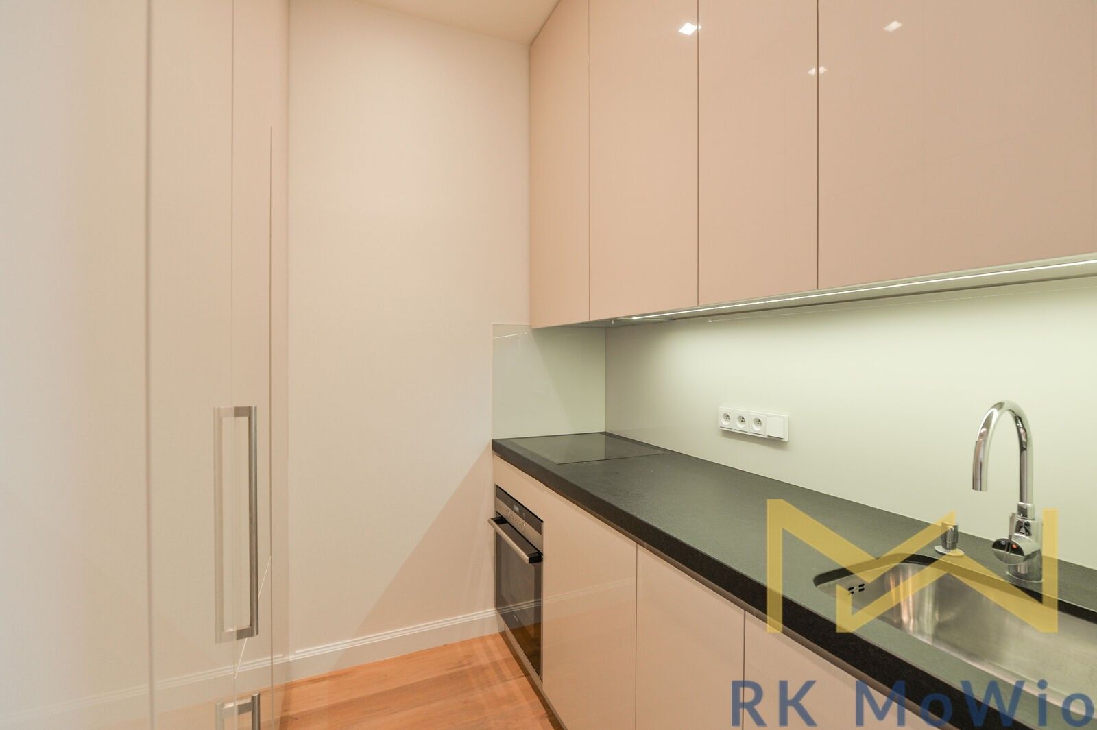 3+kk, náměstí Jiřího z Poděbrad, Praha, 93 m² - 2