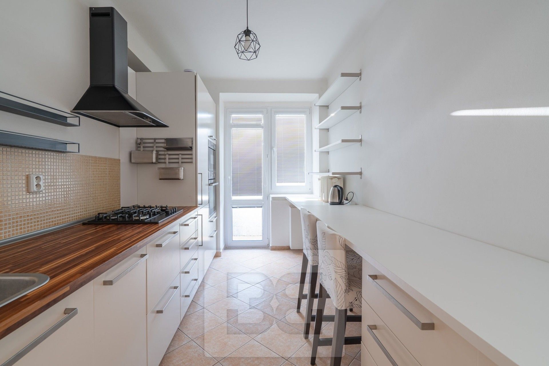 Pronájem byt 2+1 - Sokolovská, Praha, 57 m²