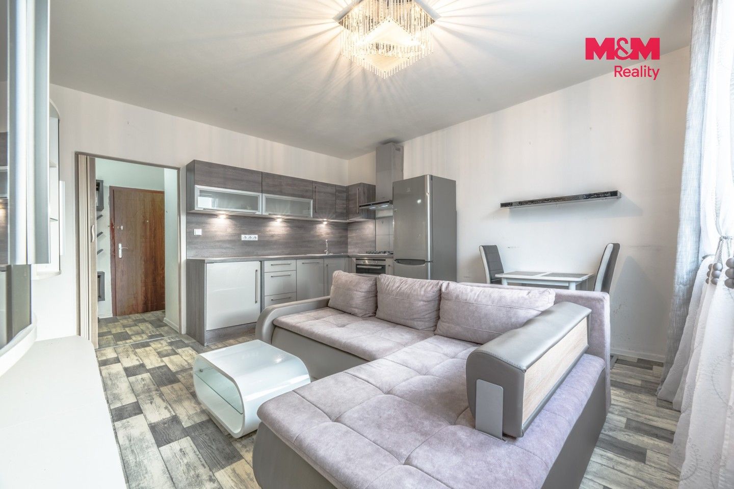 2+kk, V Sídlišti, Děčín, 42 m² - 2
