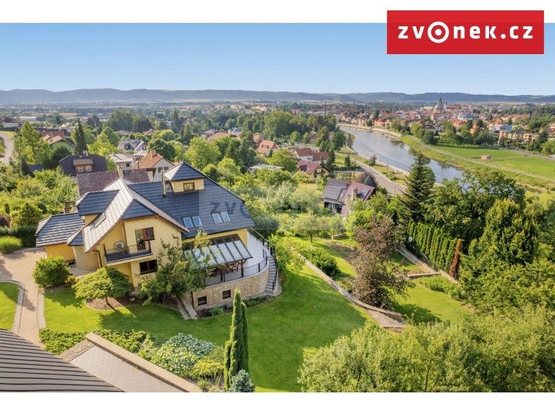 Vily, I-Město, Hranice, 540 m²