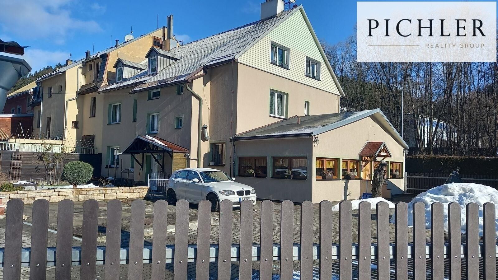 Prodej ubytovací zařízení - Horní Žďár, Ostrov, 460 m²