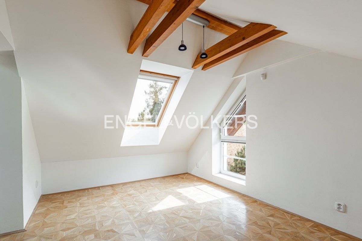 Kancelář · 83 m² · Podholí 243, Praha Lysolaje - 4