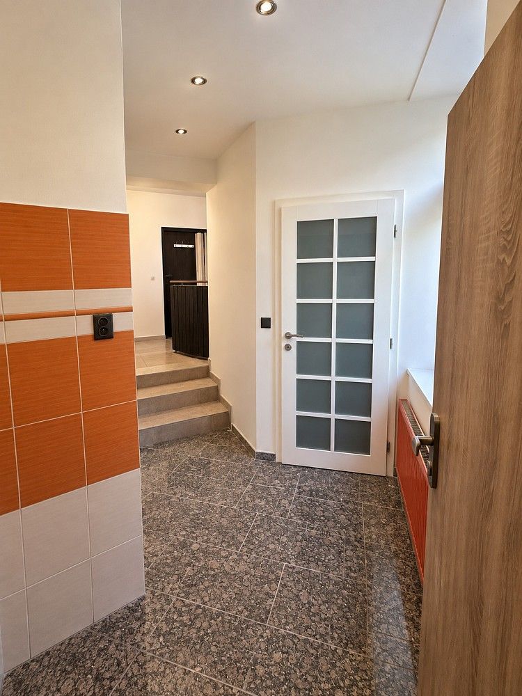 Komerční nemovitost · 76 m² · Radlická, Praha 5 - Smíchov - 3