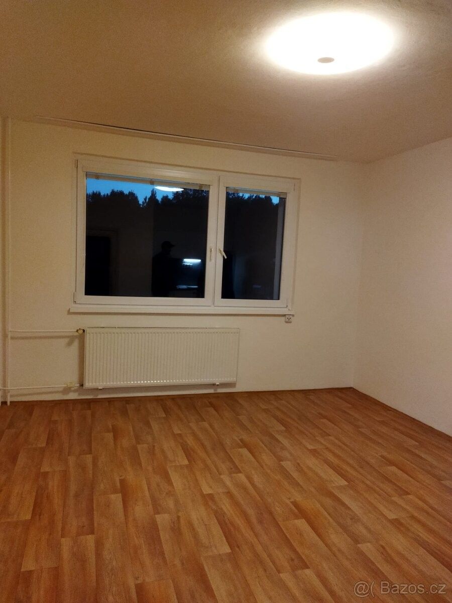 Pronájem byt - Chrastava, 463 31