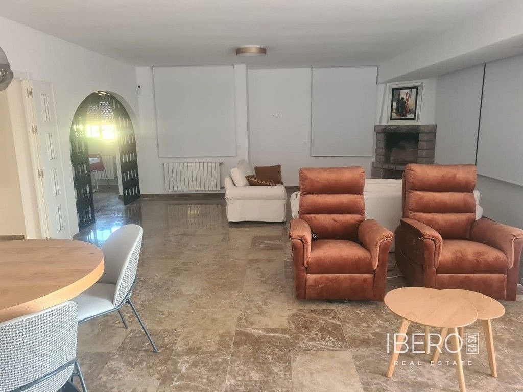 Prodej rodinný dům - La Nucia, ES, 350 m² - 5