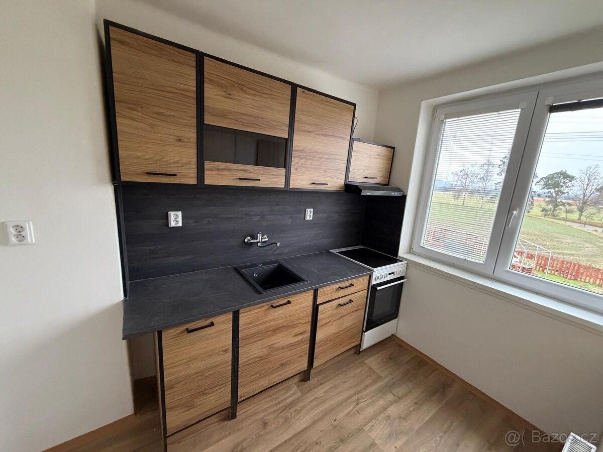 Byty, Mnichovo Hradiště, 295 01