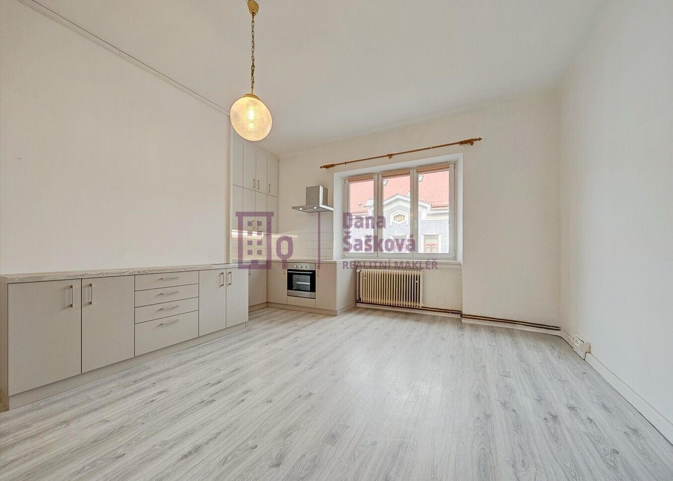 Pronájem byt 3+kk - Sládkova, Jindřichův Hradec, 61 m²