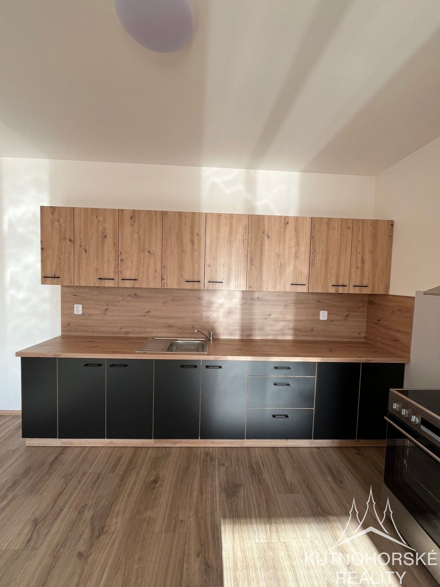 3+kk, Křesetice, 75 m²