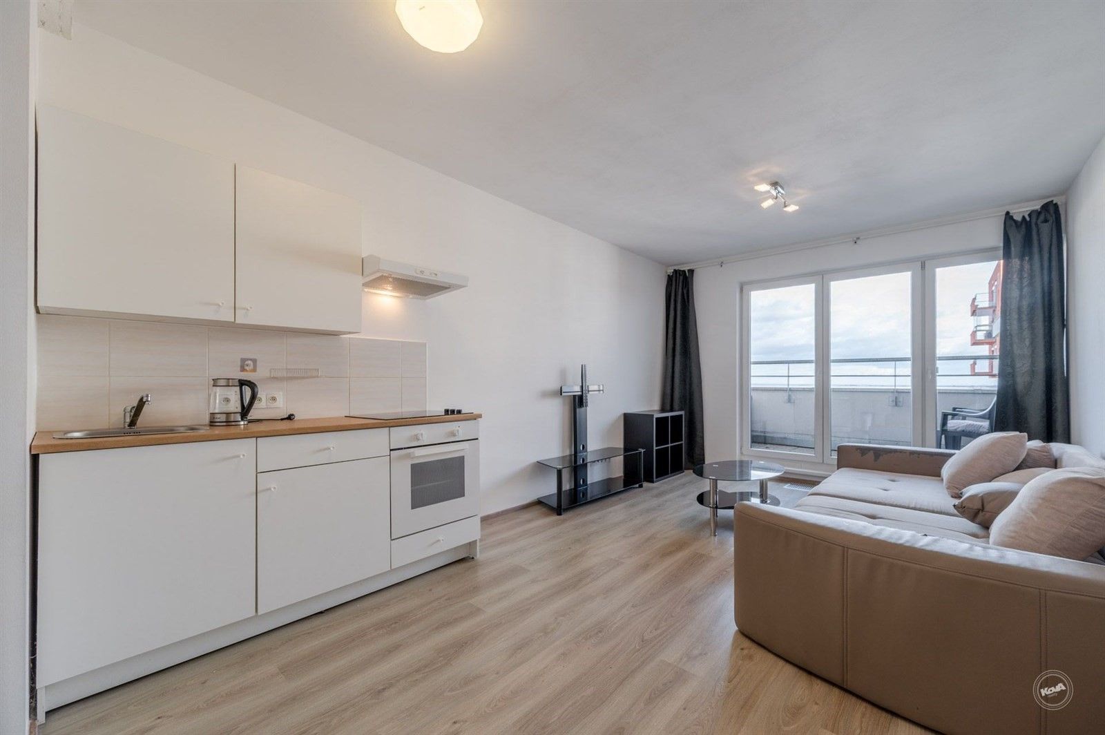 1+kk, Hlučkova 869, Praha, 34 m²