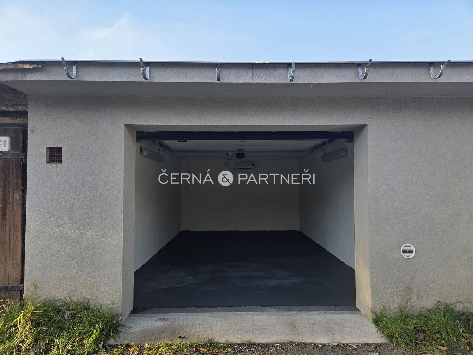 Prodej garáž - Bílina, 42 m²