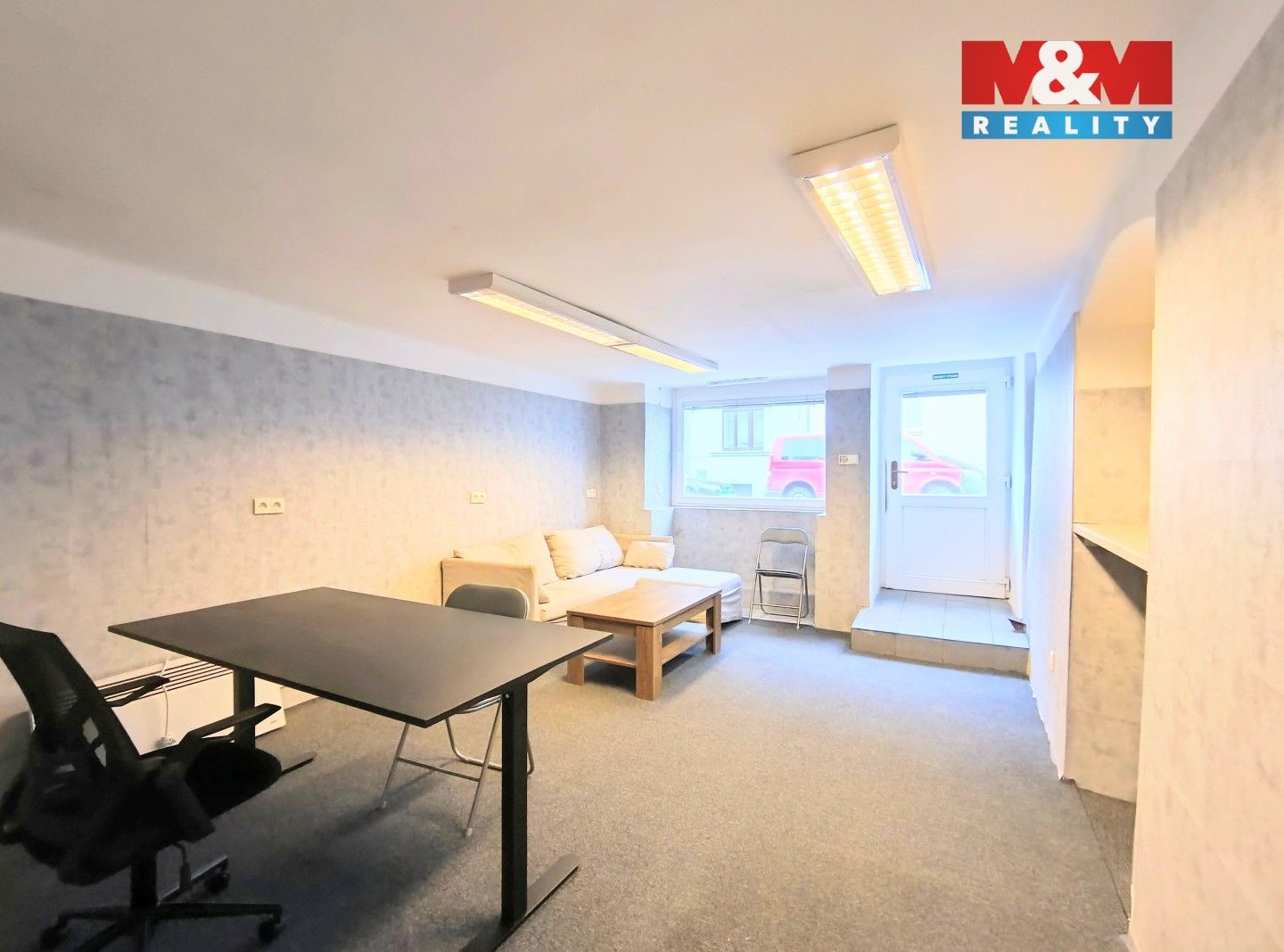 Pronájem obchodní prostory - Třebízského, Slaný, 50 m²