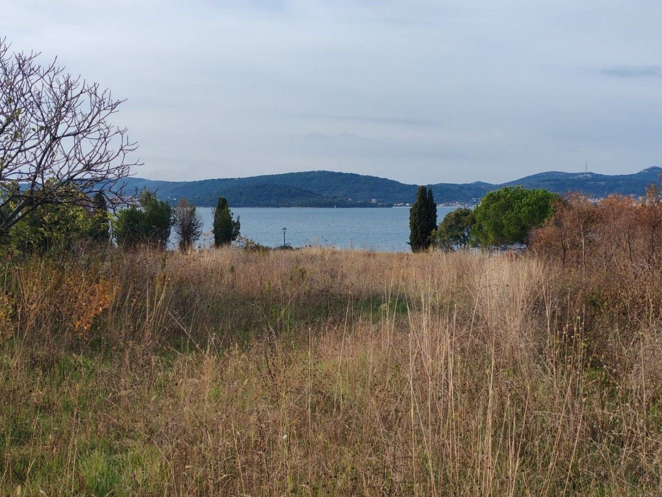 Pozemek pro bydlení, 715 m²
