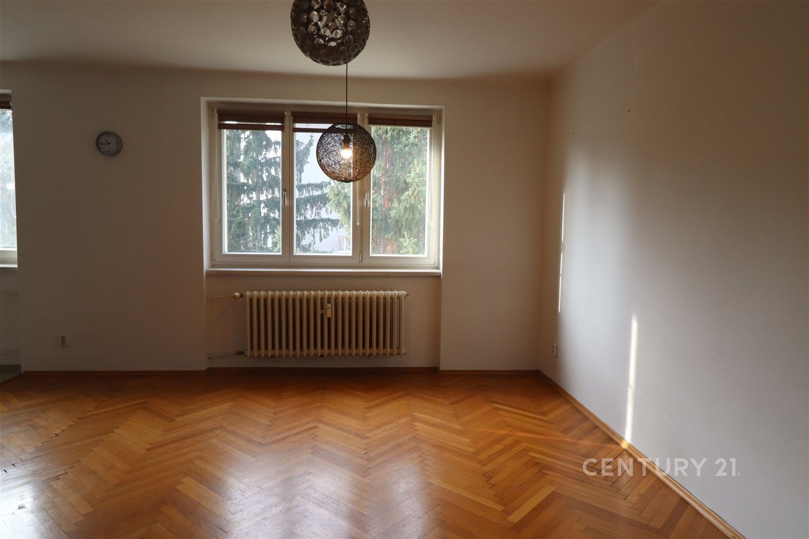 Pronájem byt 2+kk - Gončarenkova 807, Praha, 52 m²