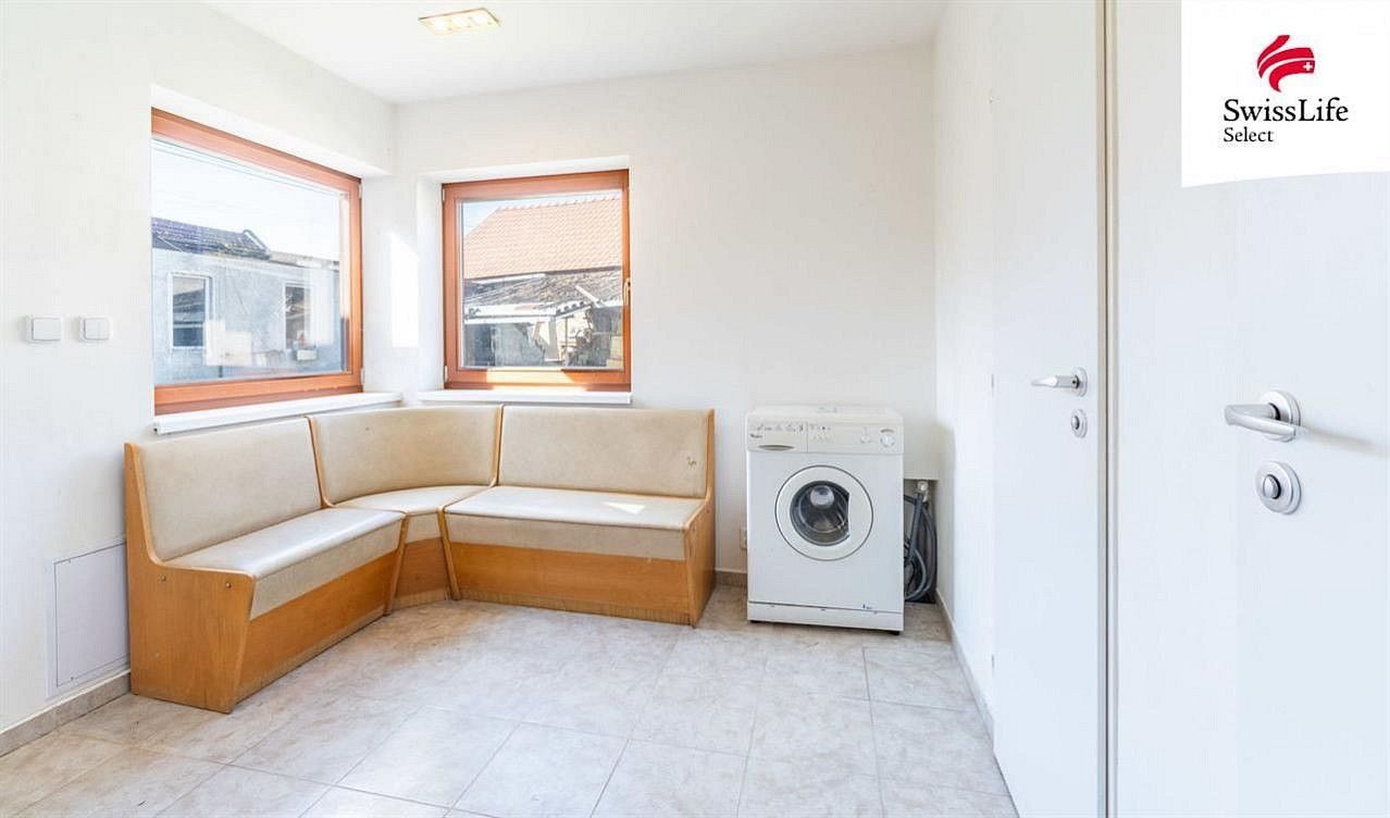 Rodinný dům · 240 m² · Kostomlátky, okres Nymburk, Středočeský kraj - 4