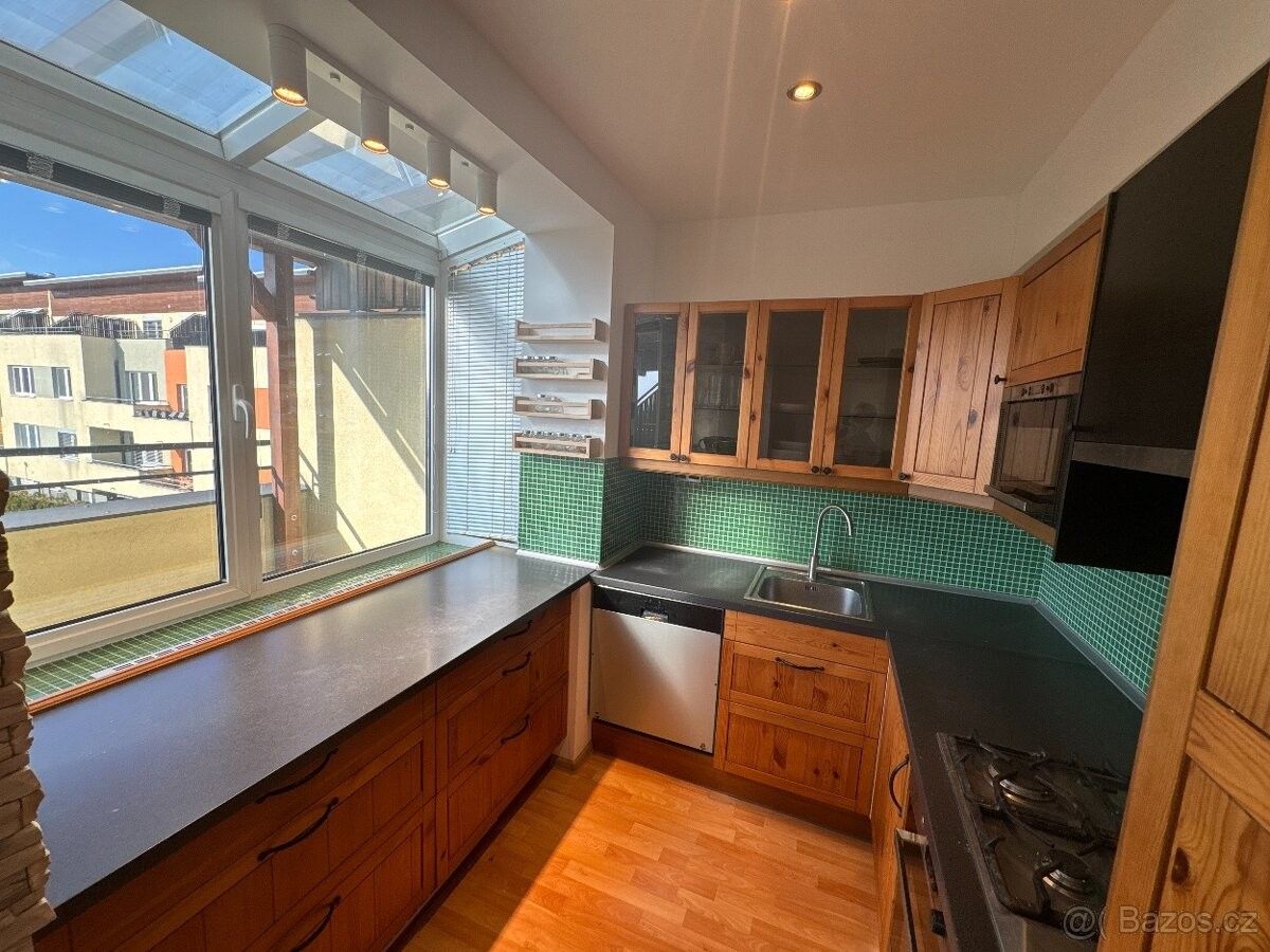 Prodej byt - Bílovice nad Svitavou, 664 01