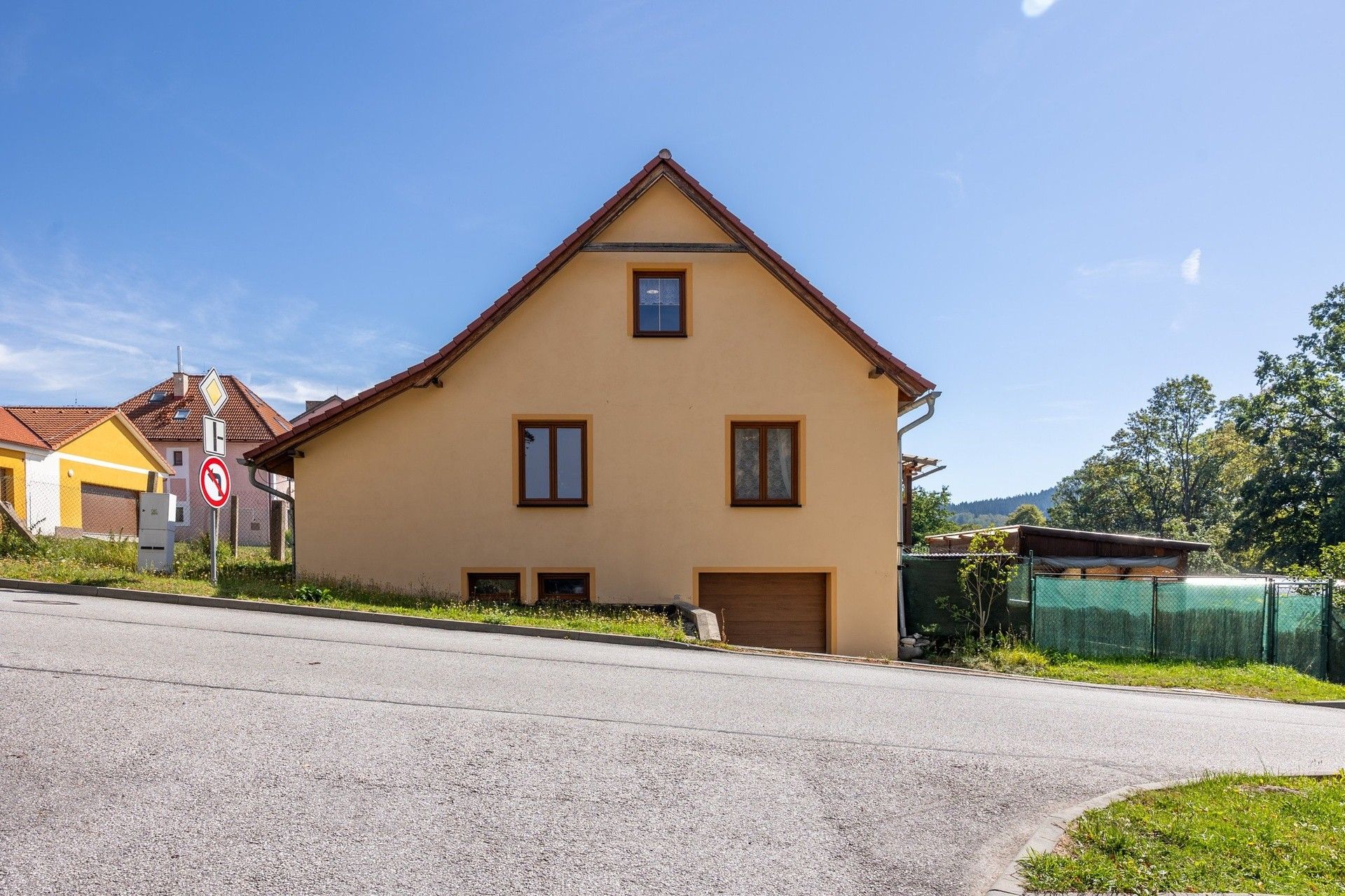 Rodinné domy, Komenského, Horní Planá, 250 m² - 2