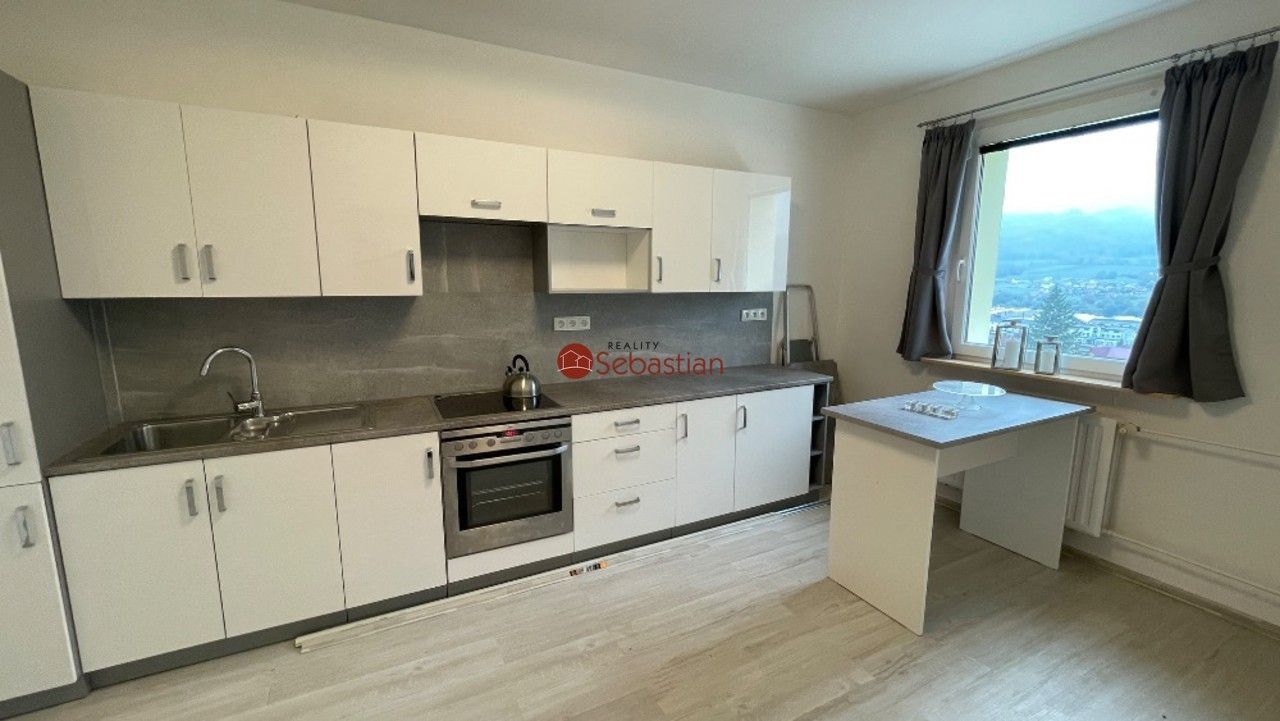 3+1, Čsl. partyzánů, Děčín, 75 m²